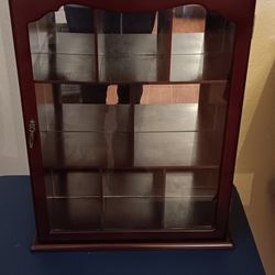 New Beautiful Mahogany Glass Shelve Case