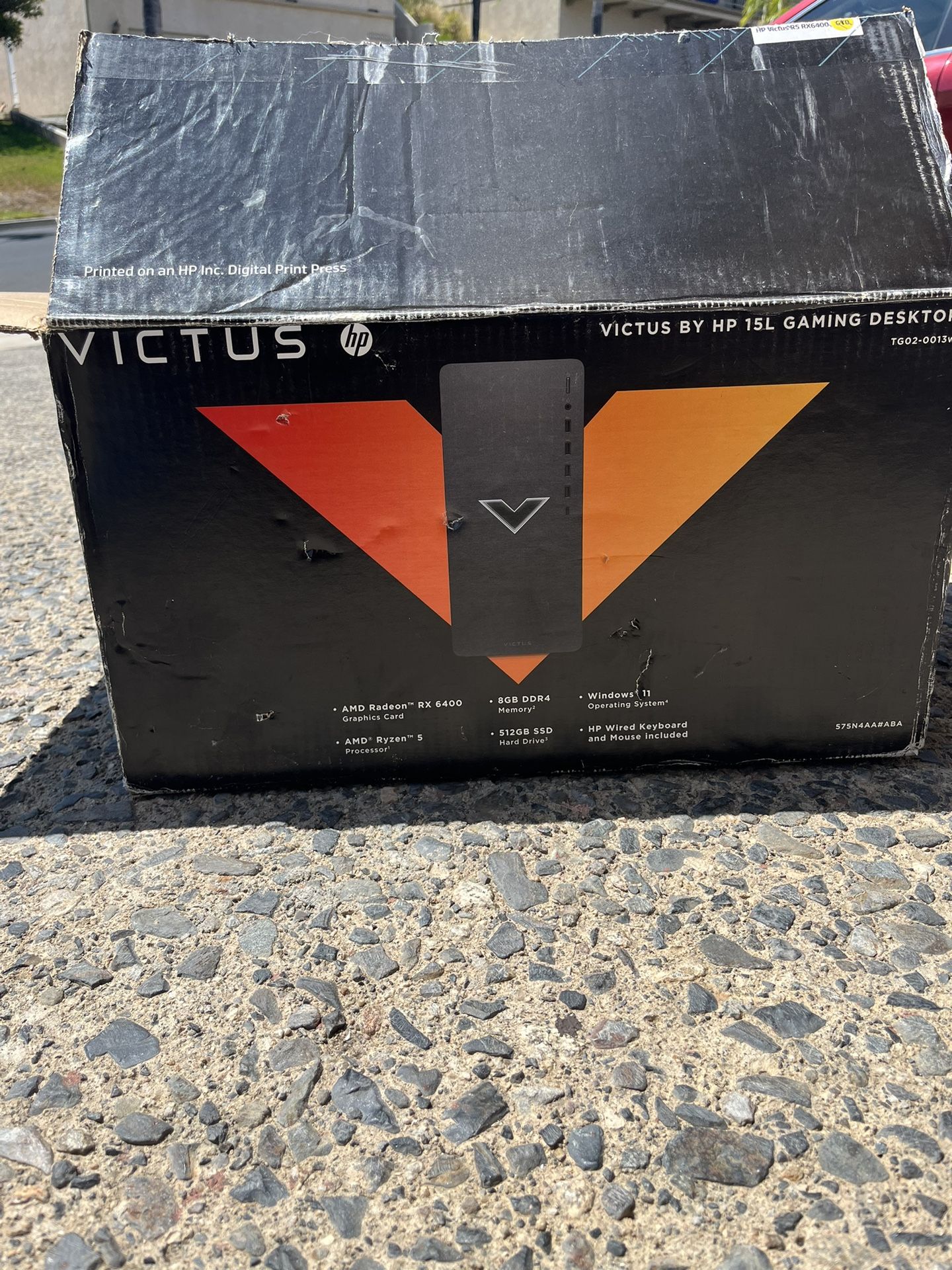 HP Victus 15L TG02-0013w Gaming Desktop AMD Ryzen 5 5600G 8GB 512GB SSD RX 6400