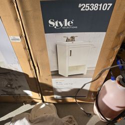 18 Inch Bathroom Vanity With Top