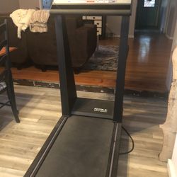 True 450 HRC SOFT system treadmill for Sale in Livonia MI OfferUp