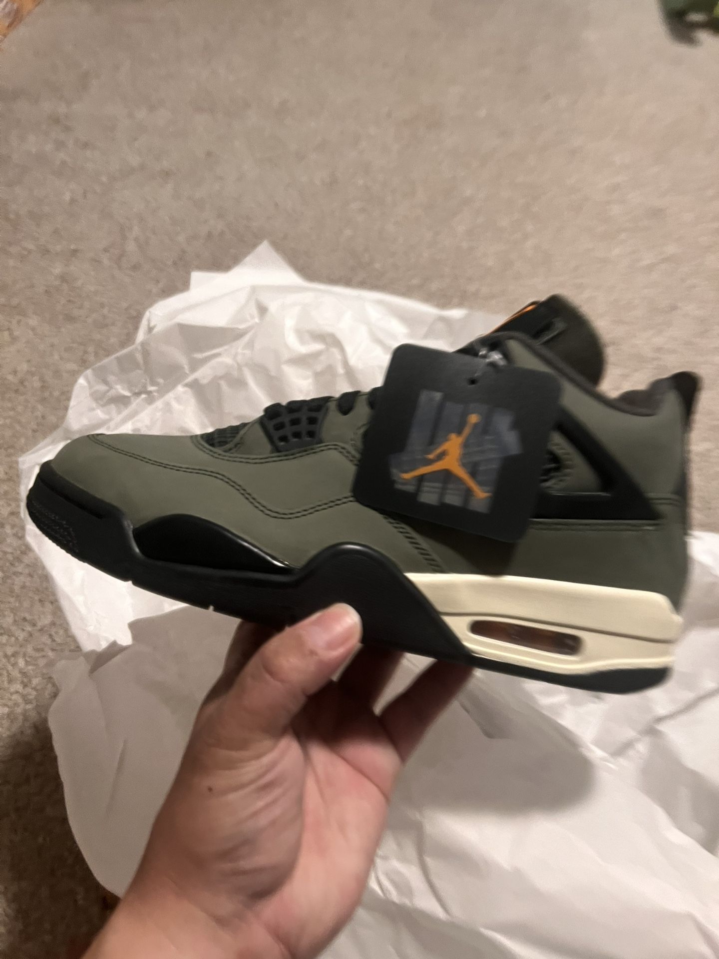 Jordan 4 Retro OG “Undefeated” (2025)