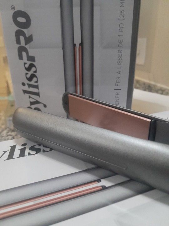 Babyliss Flat Iron 