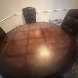 5 Piece Dining Room Round Table 