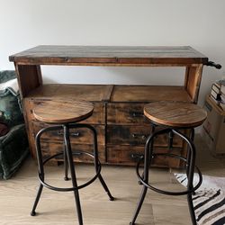 Custom Made Wood Kitchen Island & Barstools 