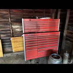 snap on tool box with random tools