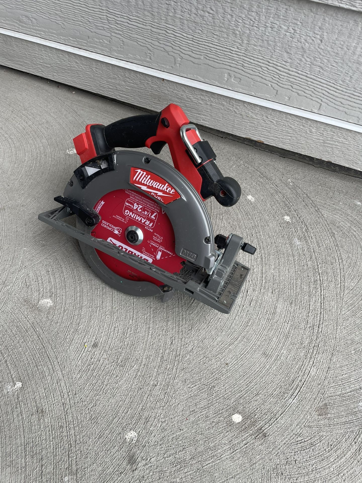 7 1/4 “ Milwaukee Circular Saw