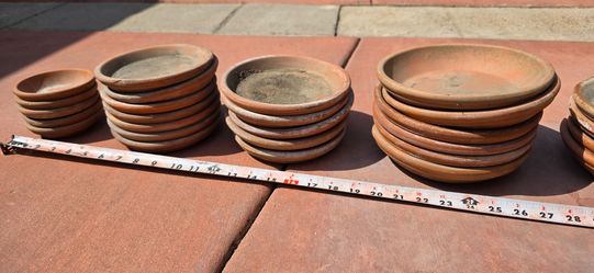 Terracotta planter bases x 32