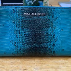 Michael Kors Wristlet