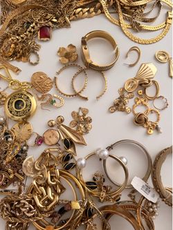 Gold tone jewelry