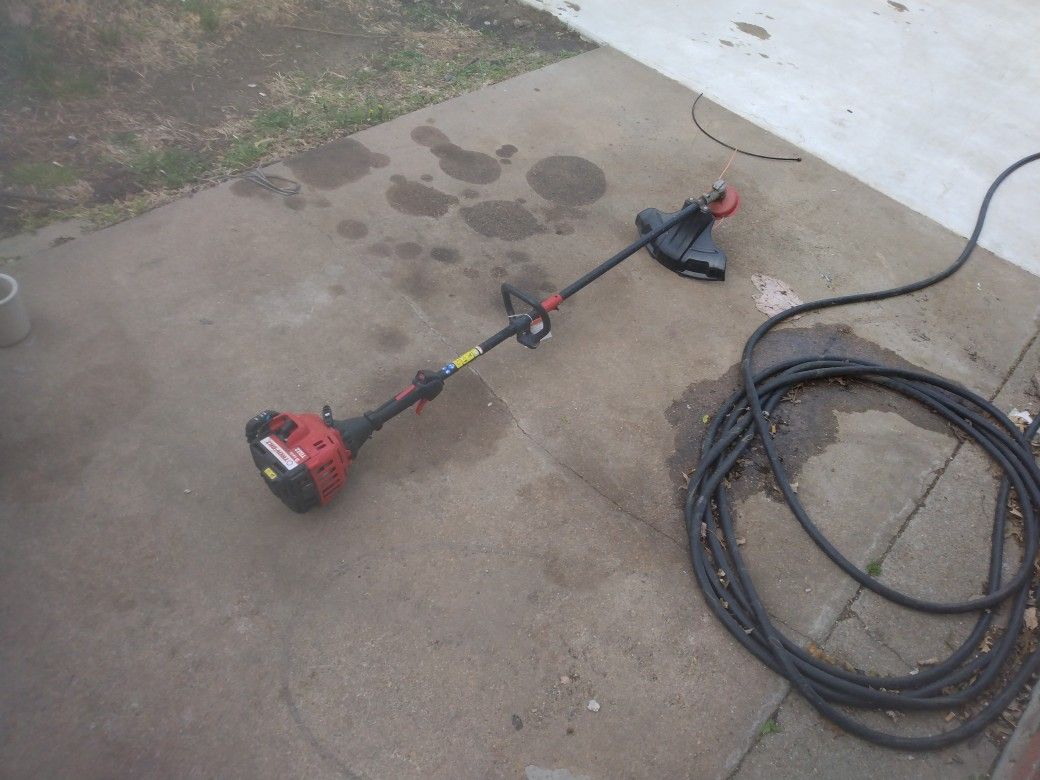 TroyBilt 2cycle Tb22 Model Number Weed Eater With The Split Shaft And