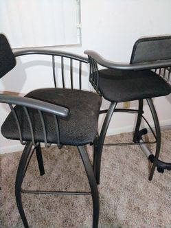 Set of 2 Metal Bar Stools with Arms