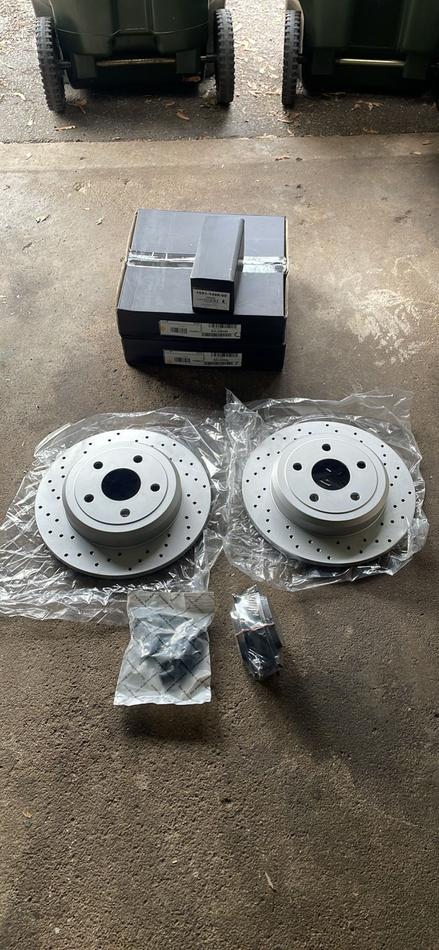 Rear Rotors and Brake Pad Set Jeep Grand Cherokee, Dodge Durango
