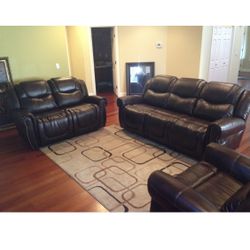 Brown Leather Fully Reclining Three Piece Couch Set 