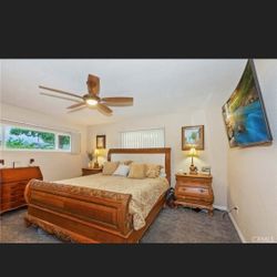 Complete headboard, footboard & 2 nightstands.