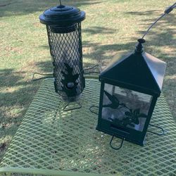 Outdoor Bird Feeder Set