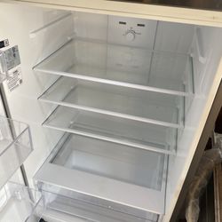 Refrigerator and stove 24 inch three ACs