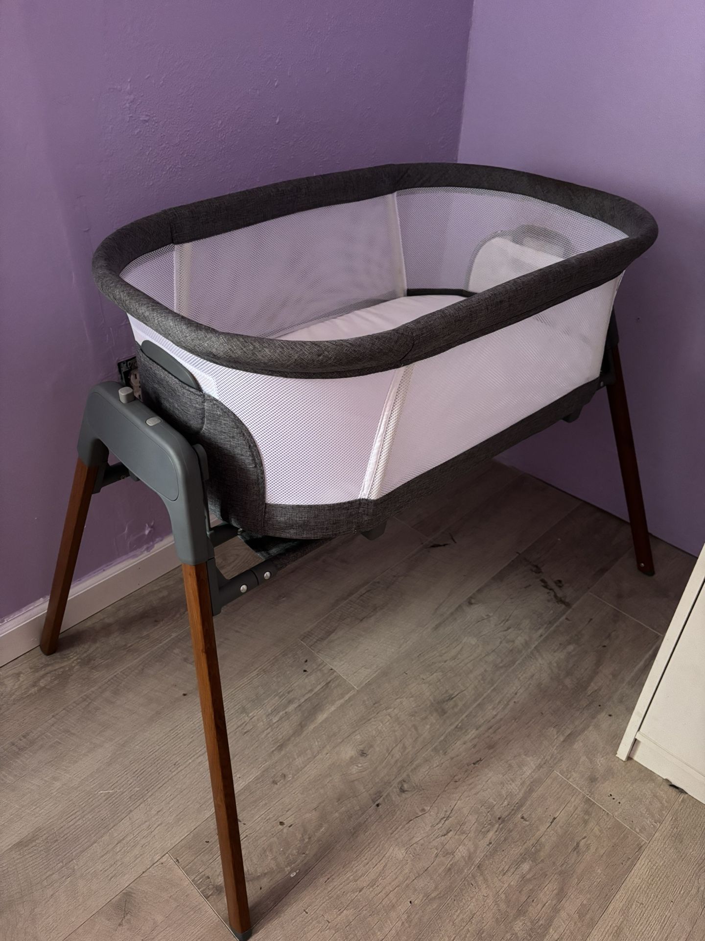 Bedside Rocking Bassinet