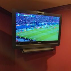 Magnavox 32" HDTV (720p)