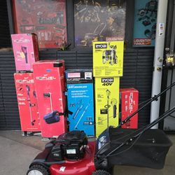 CRAFTSMAN GAS 21-IN SELF PROPELLED LANW MOWER 