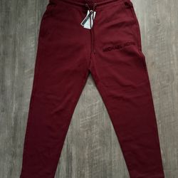 Brand New Michael Khors Cherry Set 