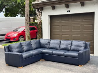 Couch/Sofa Sectional - Leather - Delivery Available 🚛