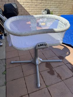 Halo bassinet