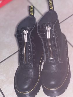 Dr.Martens women Sinclair zipper boot