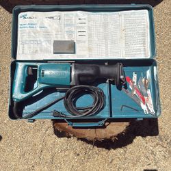 Makita sawzall