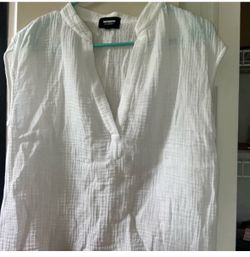 Monrow White V-neck Blouse