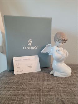 Lladro Loving Protection Angel with dove Figurine