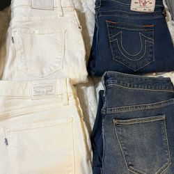 14 Pairs jeans Levi’s, True Religion + 2 bonus pairs