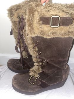 Furry Winter Boots, Size 7