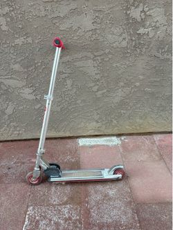 Razor scooter