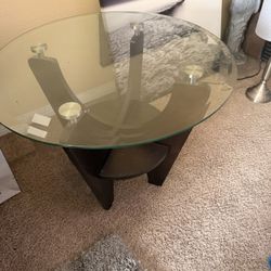 2 Modern Coffee Tables 