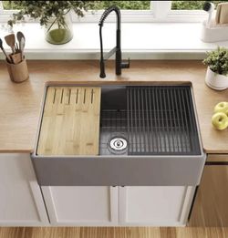KITCHEN FARMHOUSE SINK 33” NEW IN BOX w/ Accessories Grey FireClay Farmer Farm House 