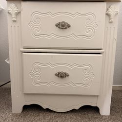 White Dresser Set