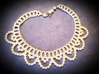 Vintage Collectable Pearl Collar Necklace