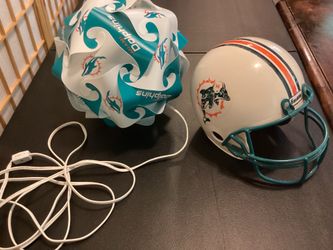 Miami Dolphins Lantern & Helmet
