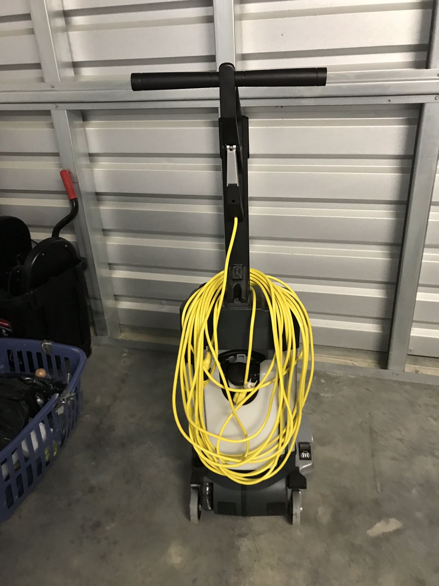 Advance SC100 12” Micro Floor Scrubber