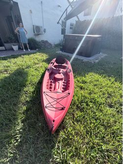Kayak lifetime 10’ with XCAR Roof Rack