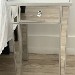 Silver Mirrored Nightstand Set 