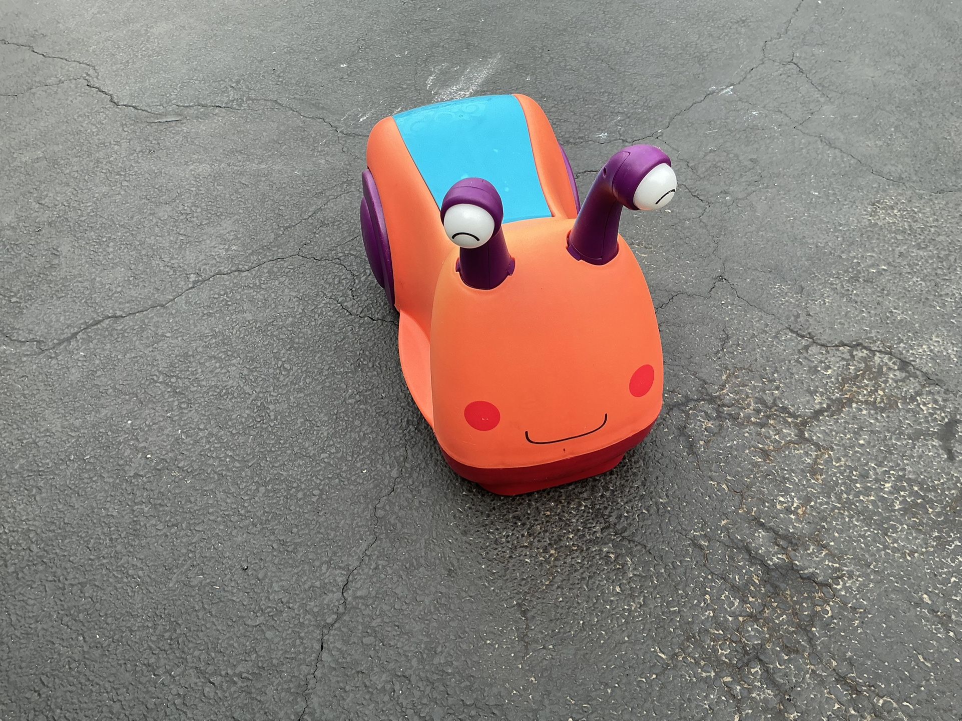 B. Toys Ride-On Toy Snail Ride-On Lights & Sounds
