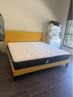 King size bed with cool Tex mattress