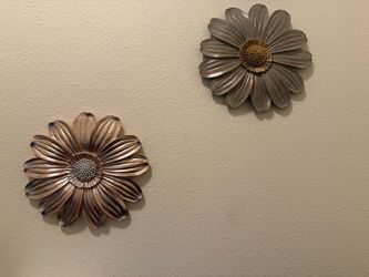 Metal Flower Wall Decor Set of 2
