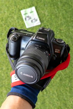 Canon Rebel 35mm film SLR camera
