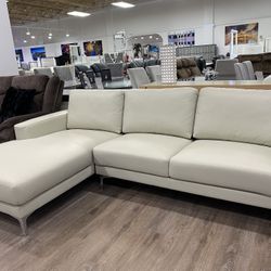 GENUINE LEATHER SOFA SECTIONAL LIVING ROOM SET AVAILABLE IN BOTH COLORS ON SALE OFFER ENDS 11/30/25!!!**