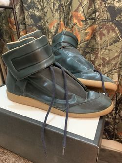 Maison margiela, Gucci, balenciaga , Versace, off-white , supreme , Dior, Louis vutton