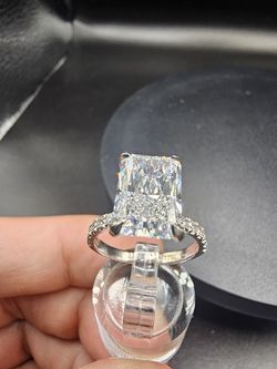 Title

New 4.08 CARAT RADIANT DIAMOND RING 14K WHITE GOLD BAND