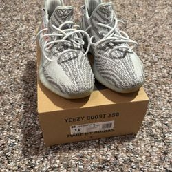 Lightly Used Yeezy 350 Blue Tint 11