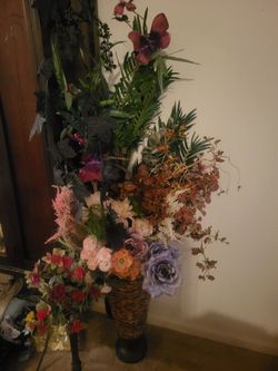 4.5 Ft. Tall Artificial Floral Arrangement Decor In Wicker Vase - Like-New 